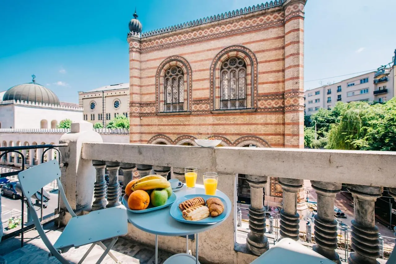Jacuzzi Sinagoga View Apartment Budapest 0*,  Hungary